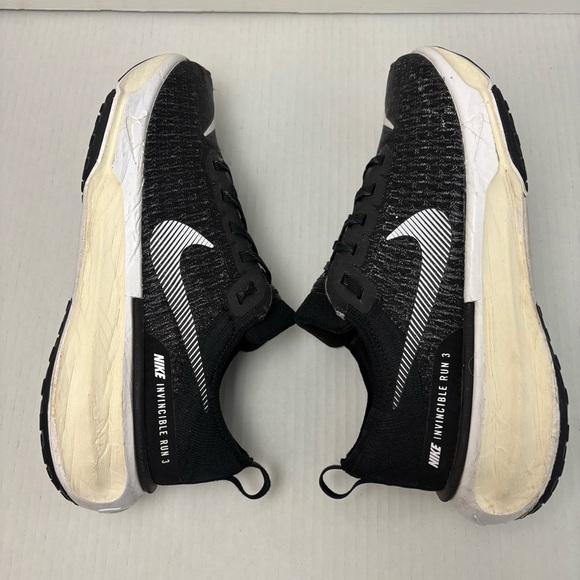 women’s nike invincible run 3 size 9 wide black and white - Picture 4 of 15